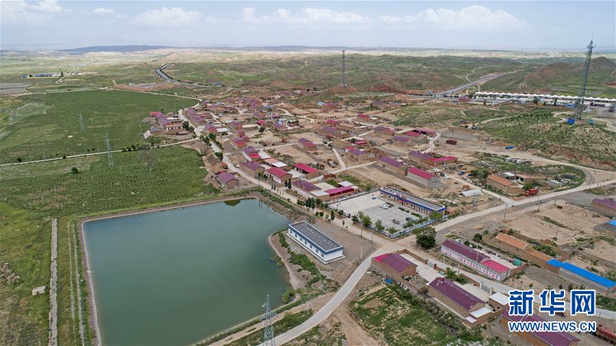 （壯麗70年·奮斗新時(shí)代——共和國(guó)發(fā)展成就巡禮·圖文互動(dòng)）（2）生態(tài)美、百姓富——品讀嶄新“寧夏畫卷”