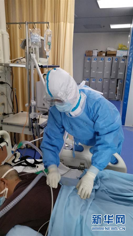 （一線抗疫群英譜·圖文互動）（2）“從高原奔赴平原，我們傾囊相助”——青海援湖北醫(yī)療隊女醫(yī)生戴春的故事 