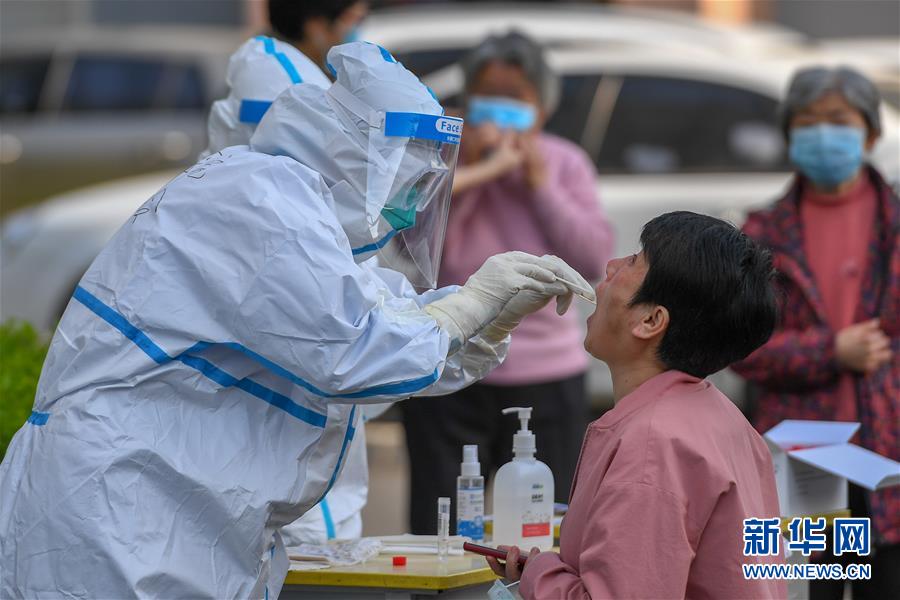 （新華全媒頭條·兩會精神看落實·圖文互動）（5）整體謀劃、系統(tǒng)升級、全面提升——落實全國兩會精神織牢織密公共衛(wèi)生防護網(wǎng)