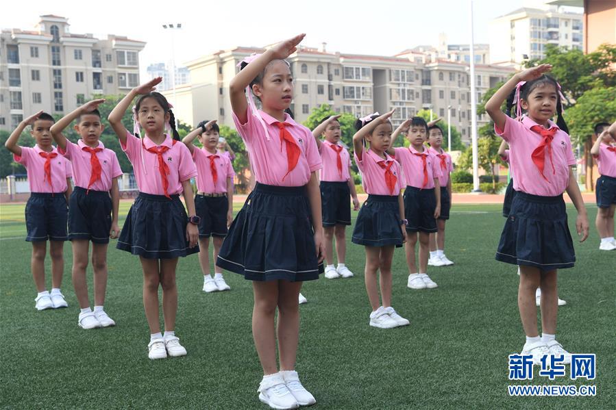 （教育）（1）南寧：開學啦