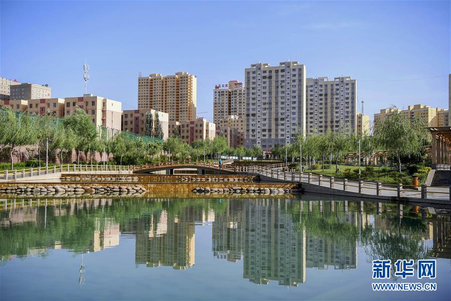 （新華全媒頭條·圖文互動(dòng)）（8）旗引天山南北　譜寫(xiě)發(fā)展新篇——以習(xí)近平同志為核心的黨中央關(guān)心新疆工作紀(jì)實(shí) 