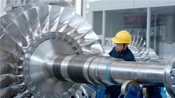 乘勢(shì)而上把握新時(shí)代追趕超越關(guān)鍵期——專訪全國人大代表、西安市市長(zhǎng)李明遠(yuǎn)_fororder_圖片7