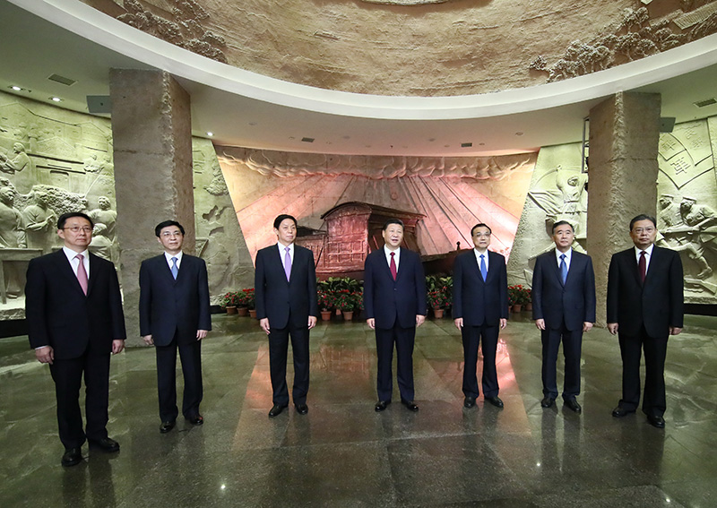 2017年10月31日，習近平在南湖革命紀念館參觀結(jié)束時發(fā)表重要講話。