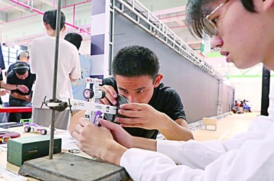 激勵創(chuàng)新，樹立“強國有我”鴻鵠志