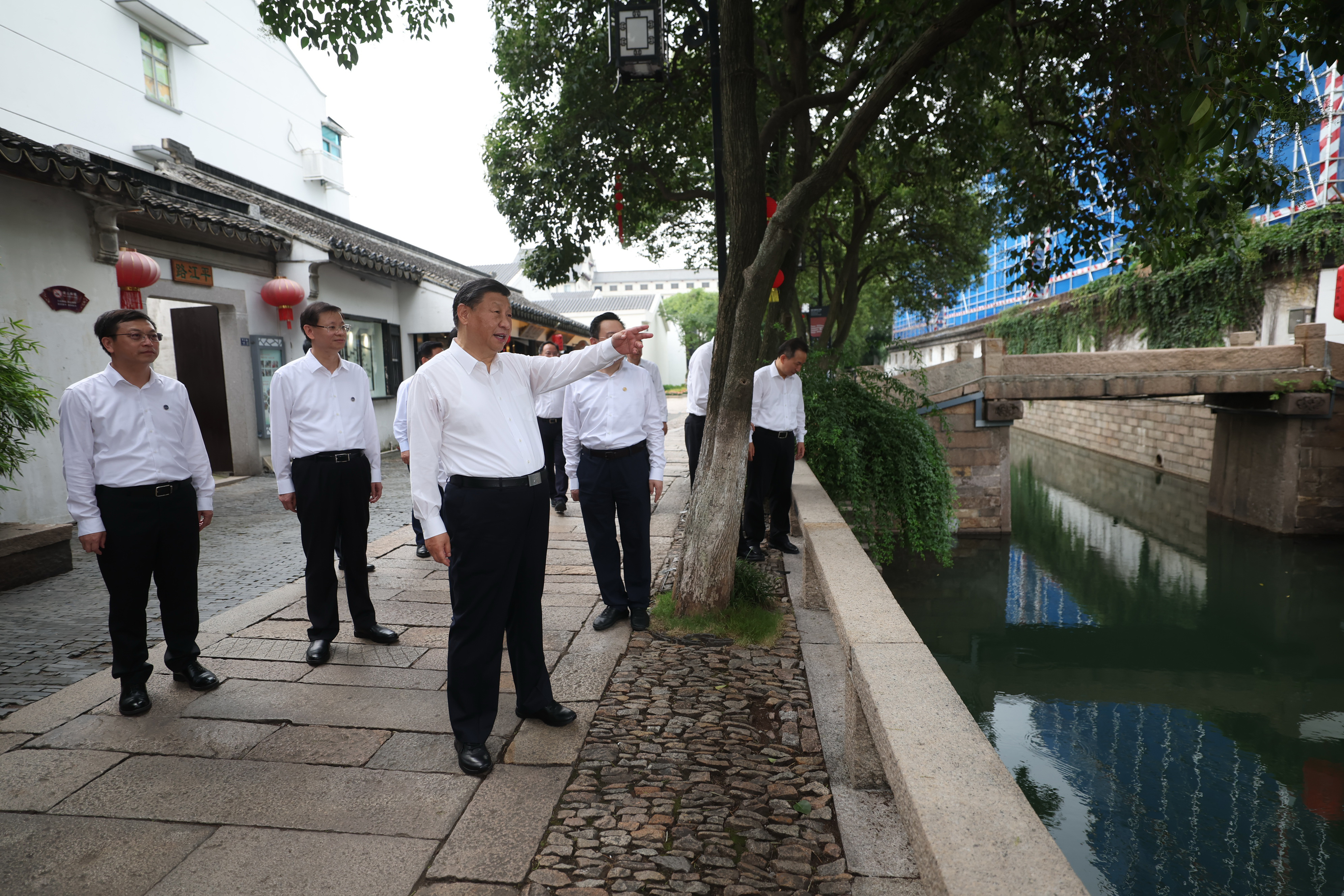 2023年7月6日，習(xí)近平在蘇州平江歷史文化街區(qū)考察。